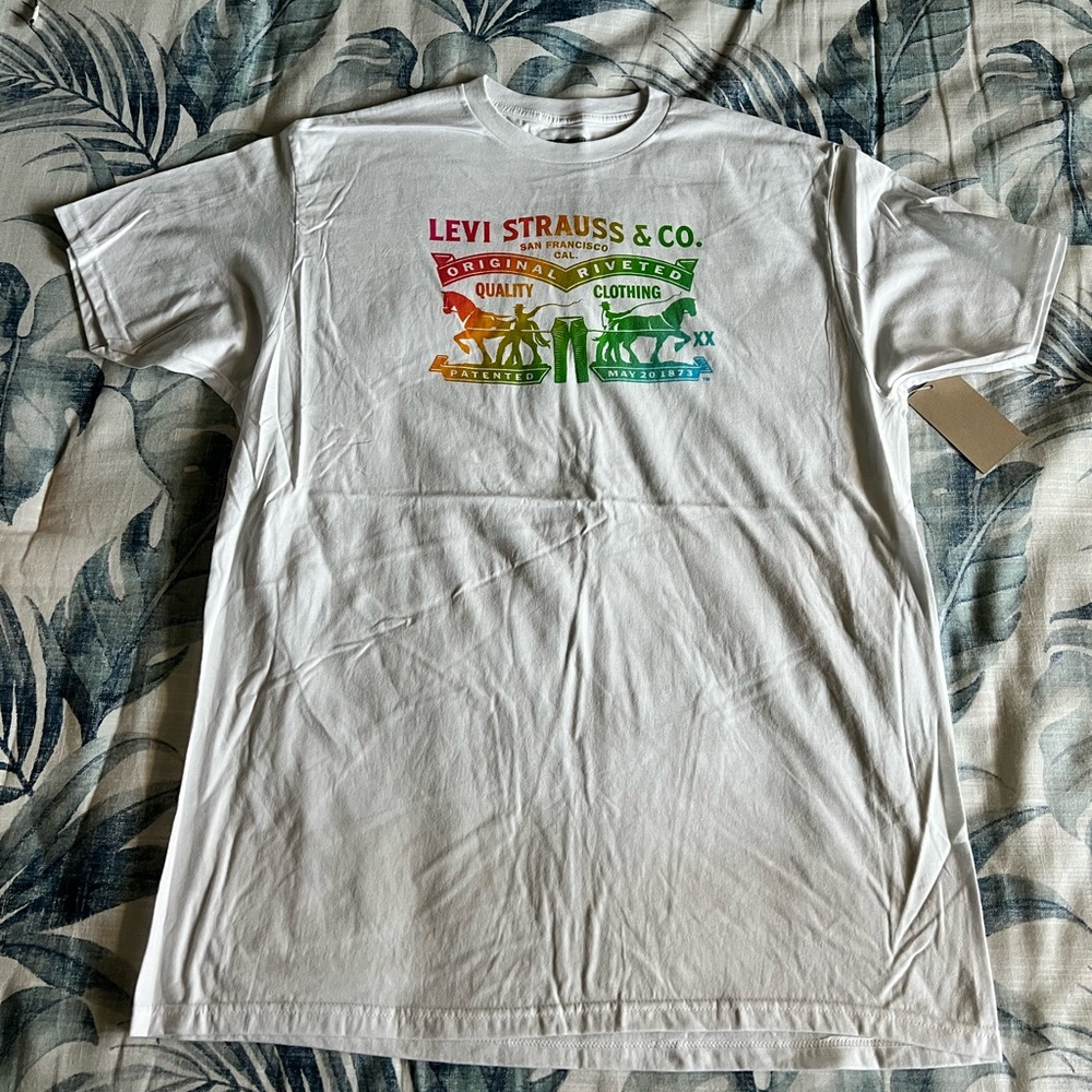 New Levi’s T-Shirt Size XL - Picture 3 of 7